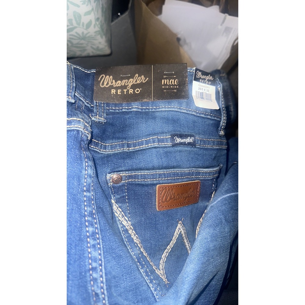 Wrangler Women's Retro Mae Mid-Rise Bootcut Jeans Embroidered Pockets size 5 - Picture 6 of 7